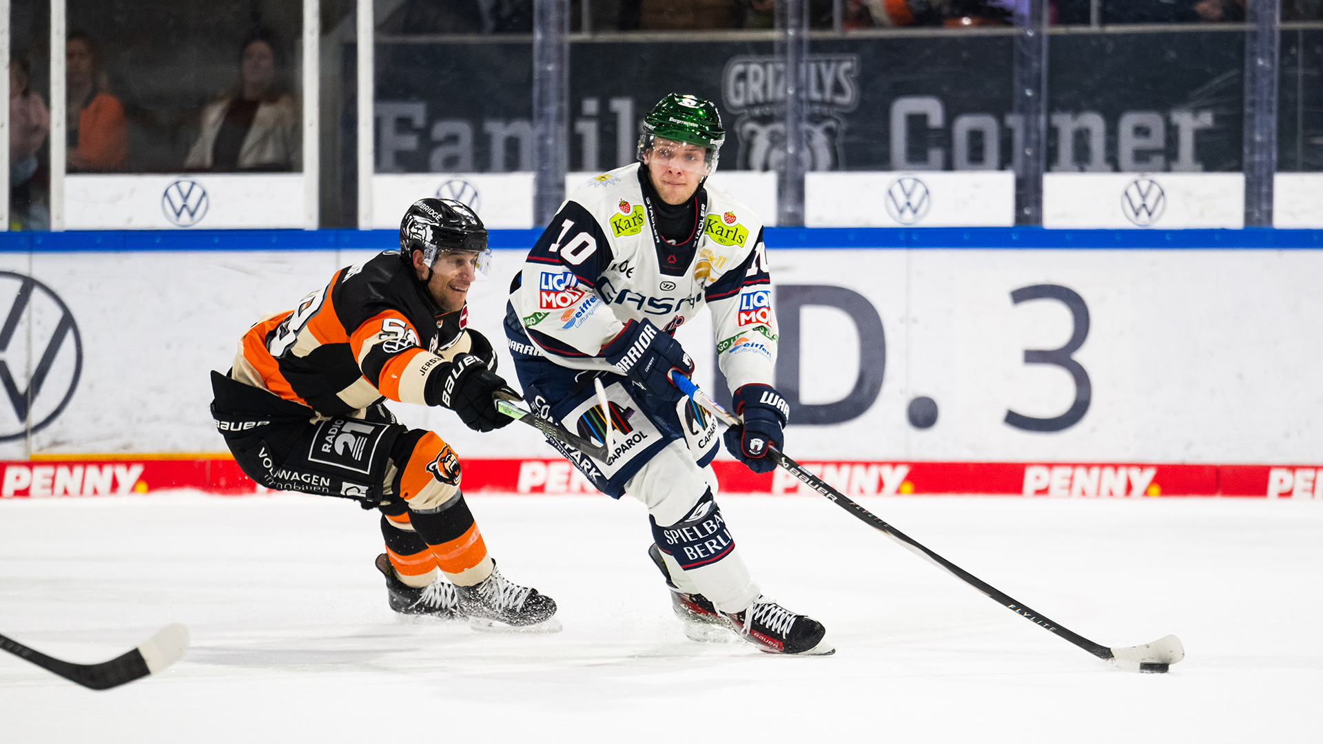 Grizzlys Wolfsburg gg. Eisbären Berlin